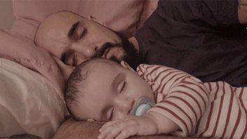 Abel Pintos hizo un anuncio y publicó una tierna foto junto a su hijo