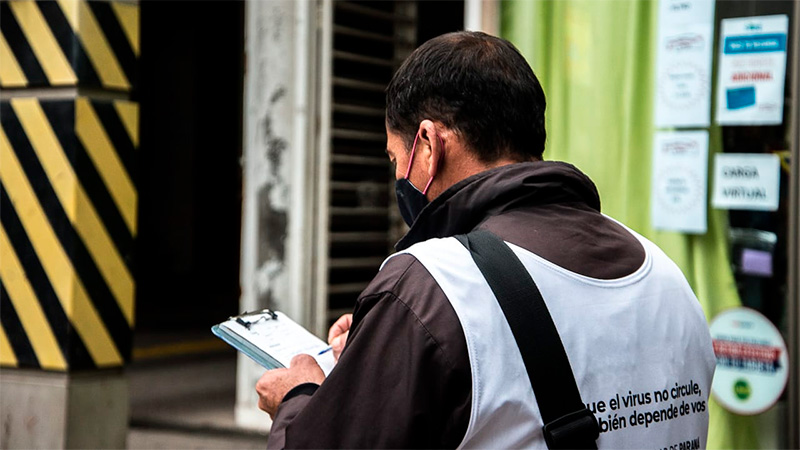 Restricciones por Covid-19: refuerzan controles en comercios del microcentro