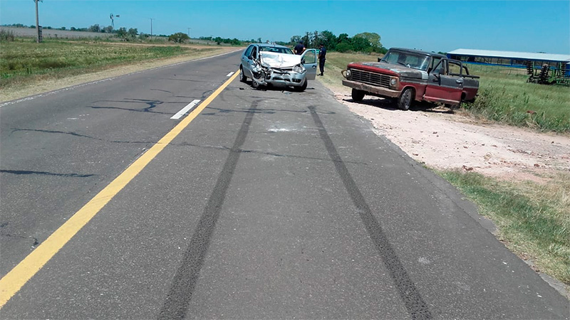 Chocaron una camioneta y un auto sobre Ruta 130: hubo dos heridas ...