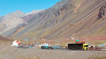 Chile pospone la reapertura de un paso fronterizo con la Argentina
