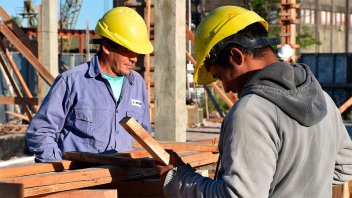 El empleo en la construcción alcanzó récord con 467.201 puestos registrados