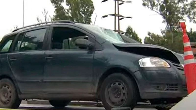 Un hombre murió atropellado al querer cruzar caminando la autopista ...