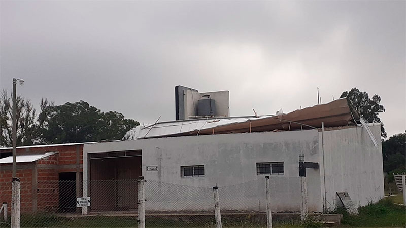 Un temporal causó voladuras de techo en localidad entrerriana