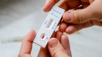 Autorizaron un nuevo autotest de coronavirus que da resultados en 15 minutos