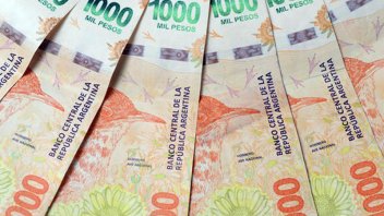 El sindicato de empleados textiles acordó un bono de 100.000 pesos