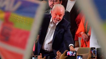 Encuestas revelan que Lula amplía su ventaja sobre Bolsonaro para las elecciones