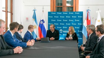 Bahl y el embajador de Eslovenia afianzaron lazos económicos y culturales