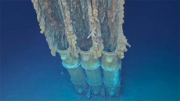 Hallan barco hundido de la Segunda Guerra Mundial a 7000 metros de profundidad