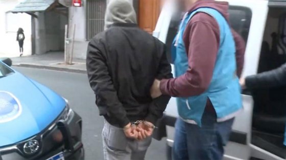 Prófugo por abusar de menores, detenido en Entre Ríos: intentaba robar un auto