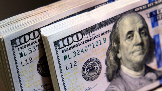 El dólar blue cerró a $260 y los tipos de cambio financieros en niveles récords