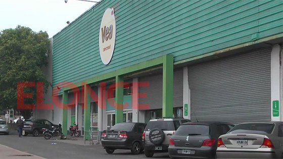 Alerta y movilización por el “posible cierre” del supermercado Vea en Paraná