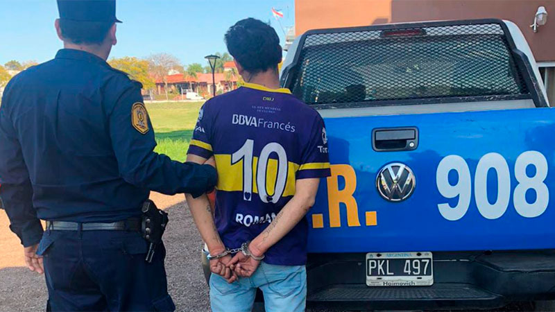 Detuvieron A Un Joven Que Le Robó A Una Mujer Y Forcejeó Con Una Comerciante Policiales