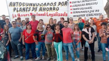 Suscriptores de planes de ahorro se manifestaron en Colón