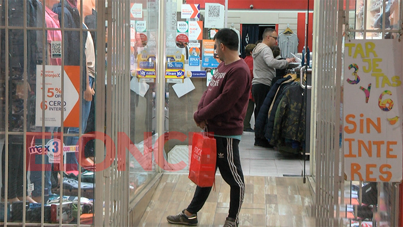 Ventas minoristas (foto archivo Elonce)