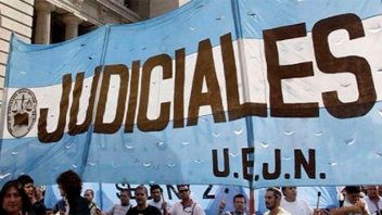 Los judiciales ratificaron huelga de 48 horas por aumento salarial