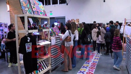 Gran concurrencia de público en una nueva jornada de la Feria Diseña Paraná
