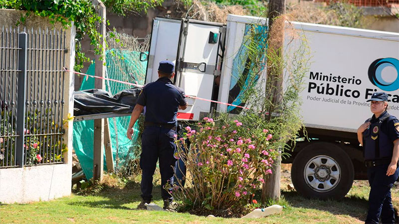 Rescataron dos cad&aacute;veres de un aljibe