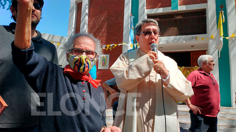 El paso de la Virgen por Parroquia Guadalupe