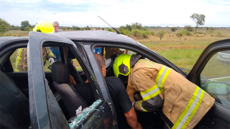 Dos fallecidos y tres heridos en choque frontal sobre Ruta 12 | Elonce.com