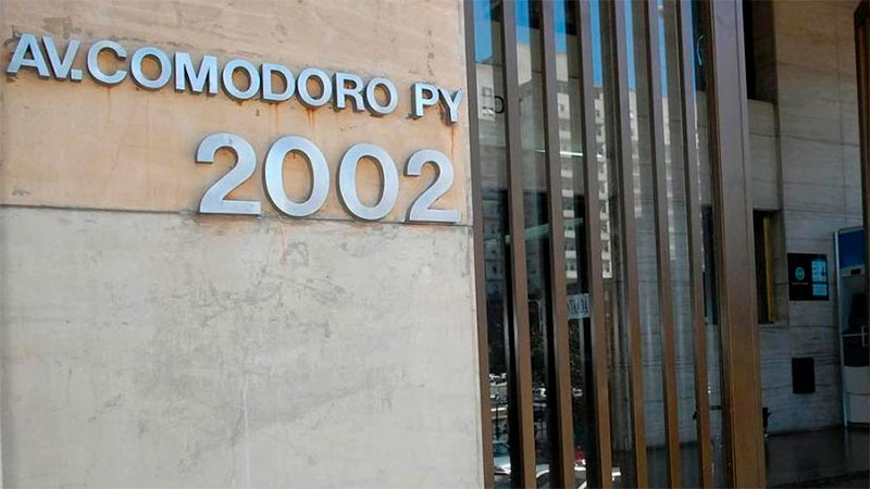Deberá presentarse ante el Tribunal Oral.