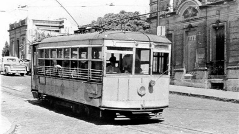 MONTAÑA TRENES E HISTORIAS: EL RELOJ DE FICHAR DEL ANTIGUO TRANVÍA