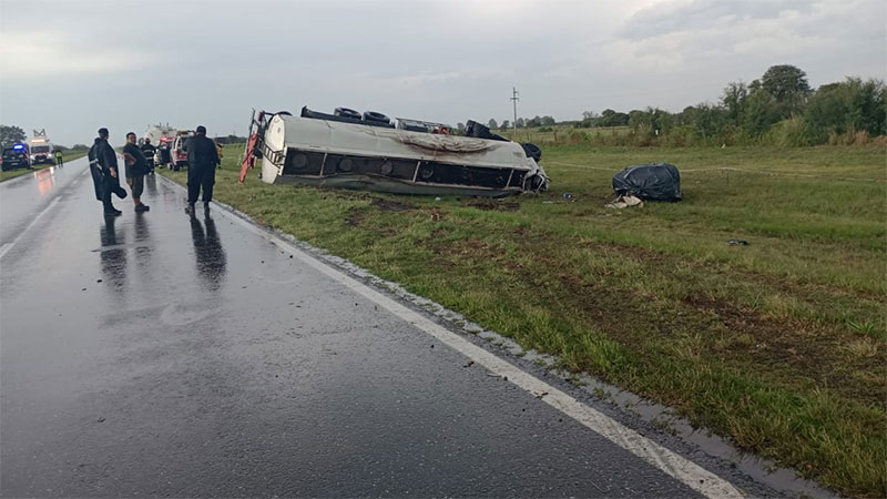 Cinco Muertos Al Chocar Auto Y Camión De Dónde Son Los Fallecidos Y Las Edades 1069