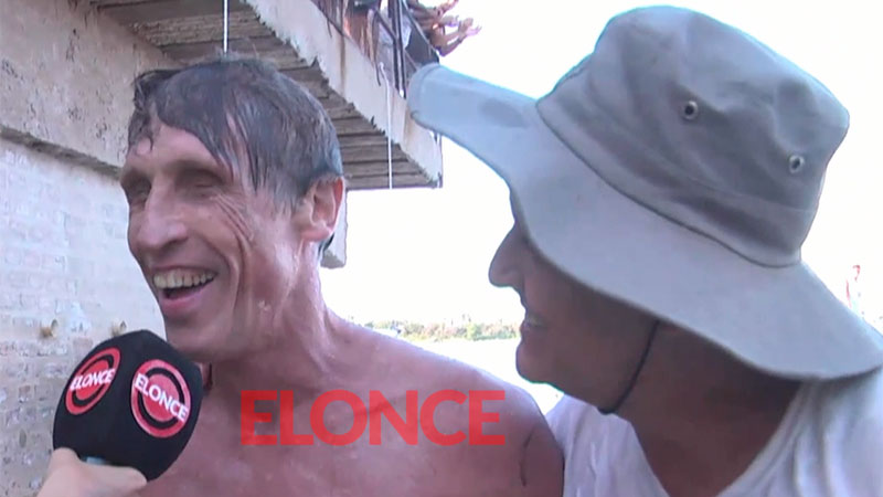 John el nadador no vidente, terminó tercero en la maratón