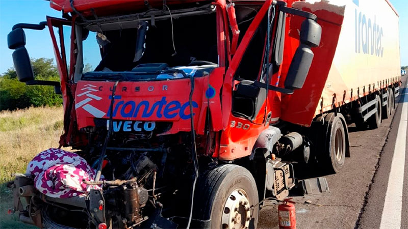 Un herido tras un choque de camiones en la ruta nacional 14 | Elonce.com
