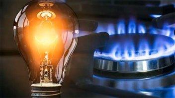 Gobierno postergaría hasta junio la quita de subsidios a tarifas de luz y gas