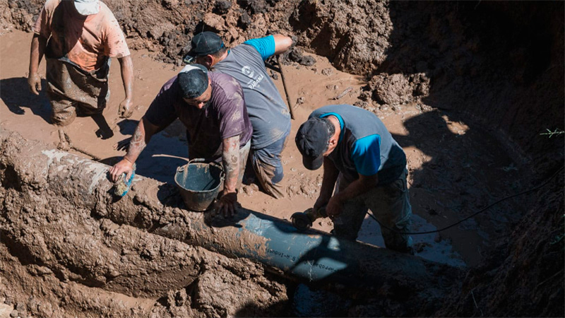 Cuándo regresaría el agua potable tras tareas de reparación y corte de ...