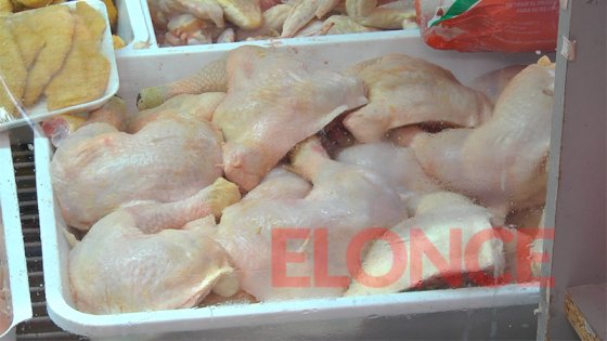 Aseguran que el precio del pollo aumenta “cada seis días” en comercio de Paraná