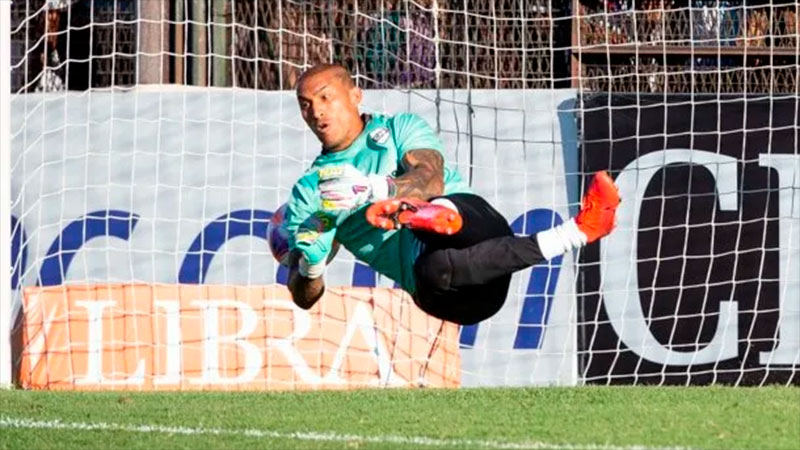 Platense rescindió el contrato de Ignacio Arce.