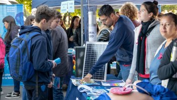 La feria de carreras itinerante de la UNER vuelve a Oro Verde