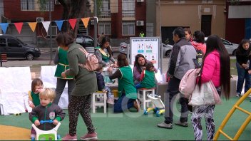 Jardineritos de “Brotecitos” festejaron su día en la Plaza Sáenz Peña