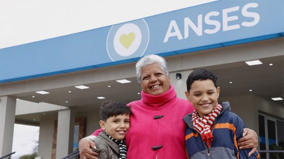 Aumentos y medio aguinaldo: el calendario completo de Anses inicia esta semana