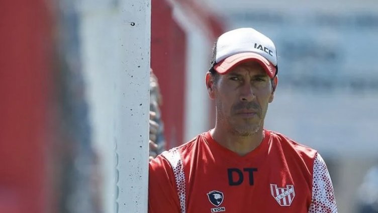 Patronato: Bovaglio rechazó la oferta y continúa la búsqueda de entrenador