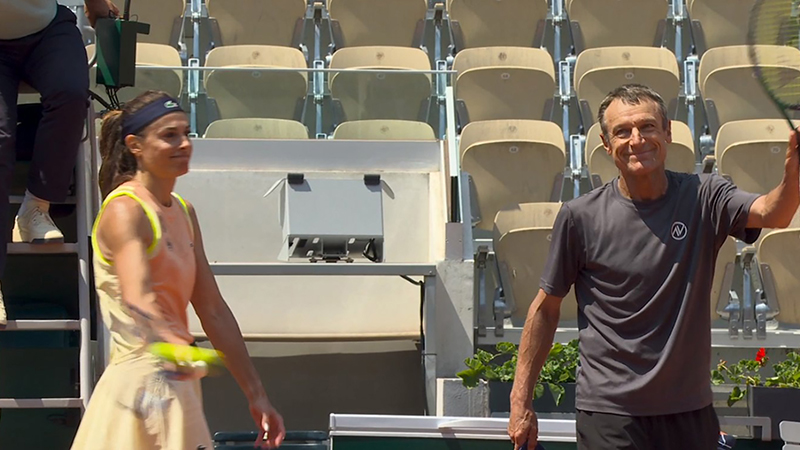 Gabriela Sabatini se luce con su tenis en Roland Garros.