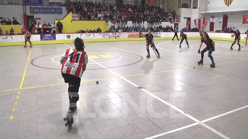 Gran convocatoria en el argentino juvenil de hockey sobre patines.