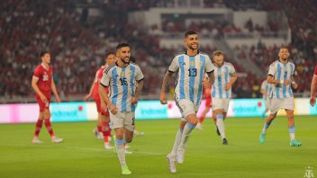 Argentina derrotó 2-0 a Indonesia en el cierre de la gira por Asia