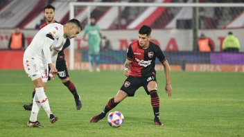 Liga Profesional: Huracán y Newell's empataron en un partido con tres expulsados