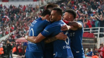 LPF: Unión goleó 3-0 a Independiente y comienza a enderezar el rumbo