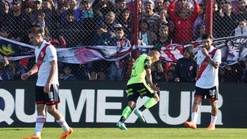 River cayó 2-1 en su visita a Barracas por la Liga Profesional