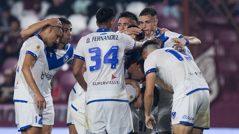 Vélez se lo ganó a Lanús con gol del entrerriano Walter Bou.