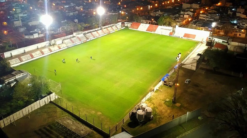 El clásico Peñarol - Sportivo Urquiza se jugará en el estadio Mutio.
