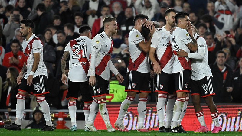 River está a un paso de la consagración en la Liga.