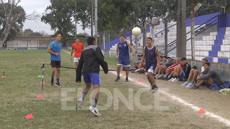 Sportivo se alista para el clásico con Peñarol.