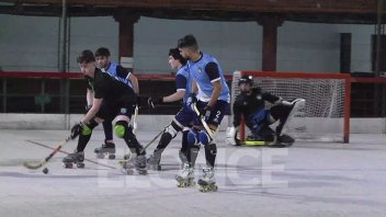 Se desarrolla un torneo de hockey sobre patines en Recreativo y Rowing