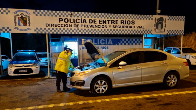 Detuvieron a un hombre que intentó ingresar a Entre Ríos con un auto ...