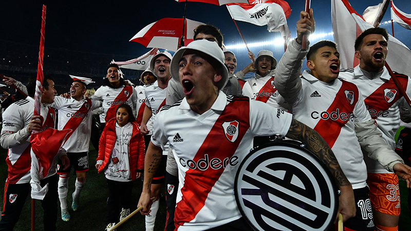 Las copas que jugará River tras consagrarse campeón en la Liga.