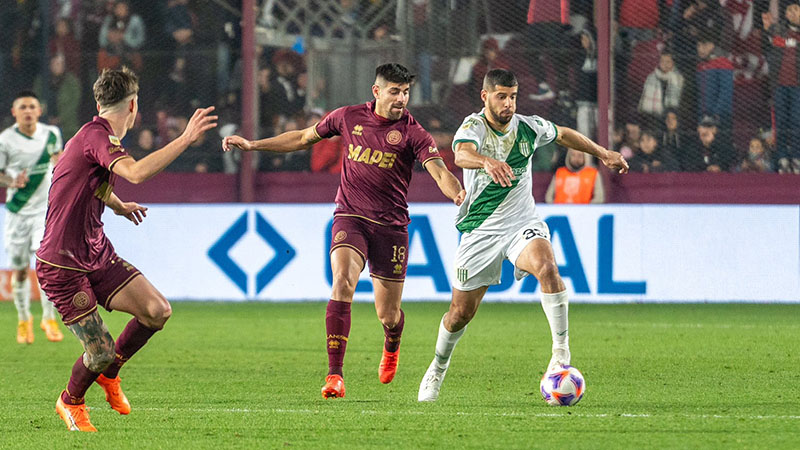 Lanús y Banfield igualaron en un cotejo emotivo.